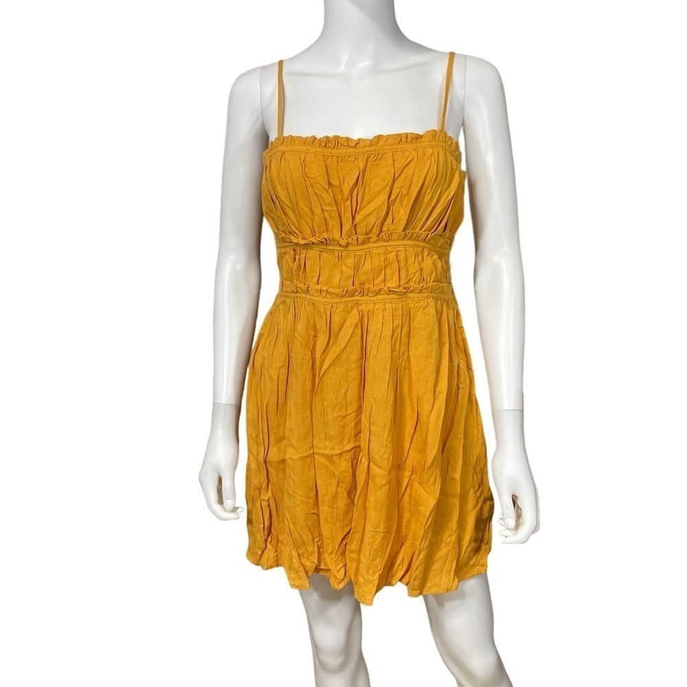 Lulu’s Mustard sleeveless Dress
New - Picture 3 of 6